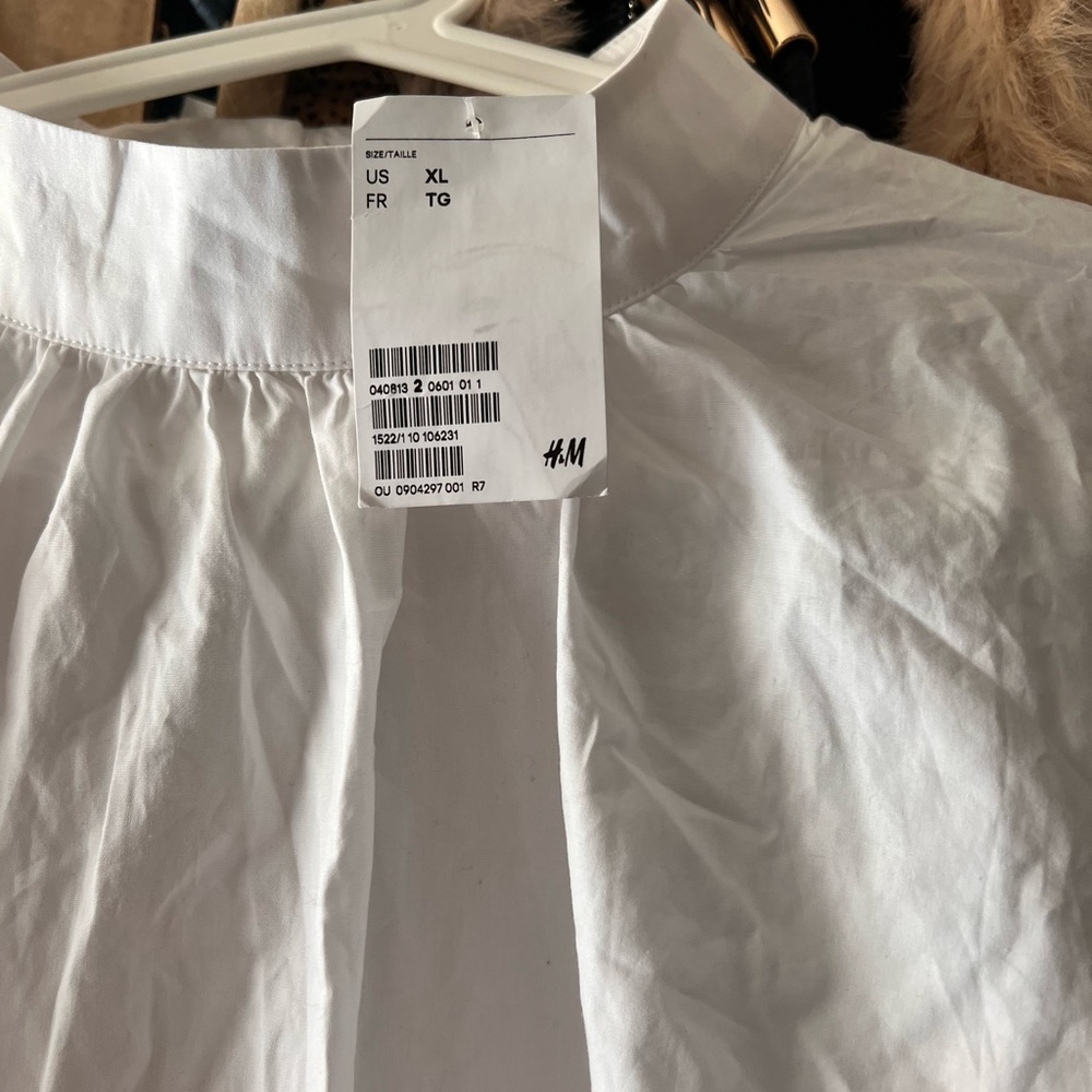 H&M cotton Shakespeare top